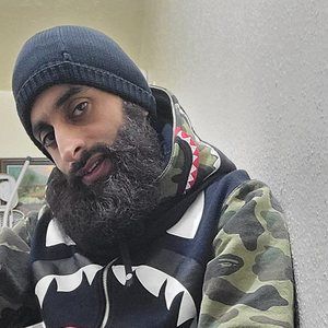 Meet your Posher, Nadim